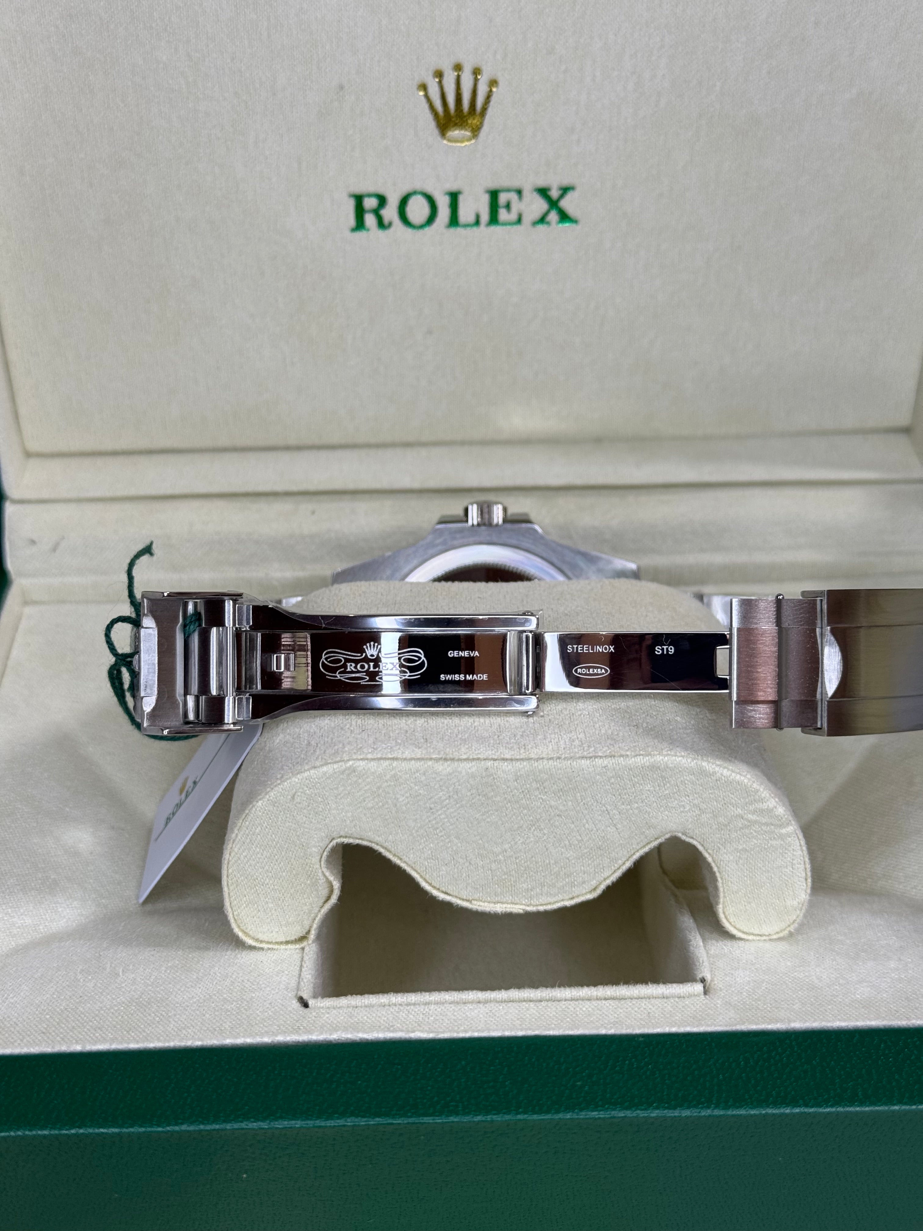 RLX submariner HULK